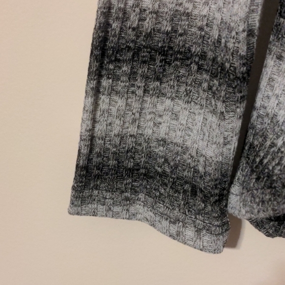 Fitshop black & gray knit longsleeve crew neck - Picture 4 of 4